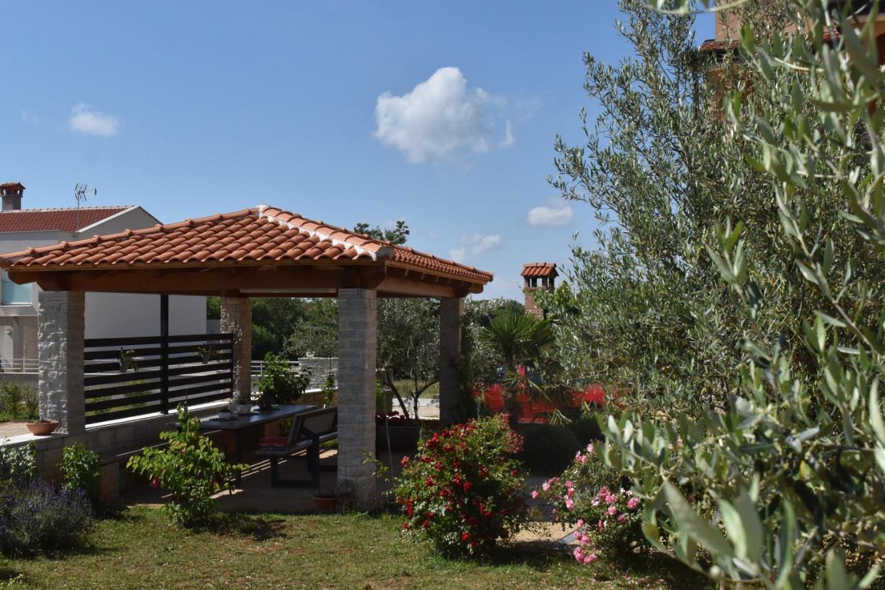 Apartment Lavanda 2 Porec Exterior photo