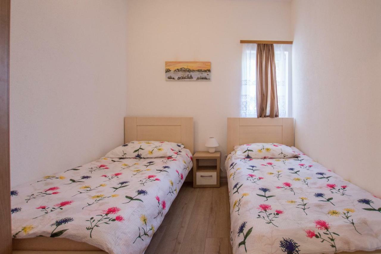 Apartment Lavanda 2 Porec Exterior photo